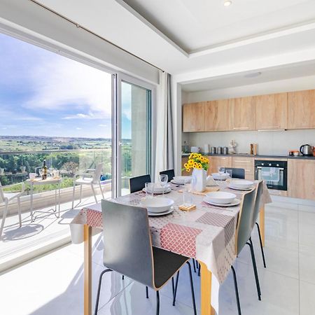 New Spacious Apartment With Amazing View Bugibba Σεντ Πόλς Μπέι Εξωτερικό φωτογραφία