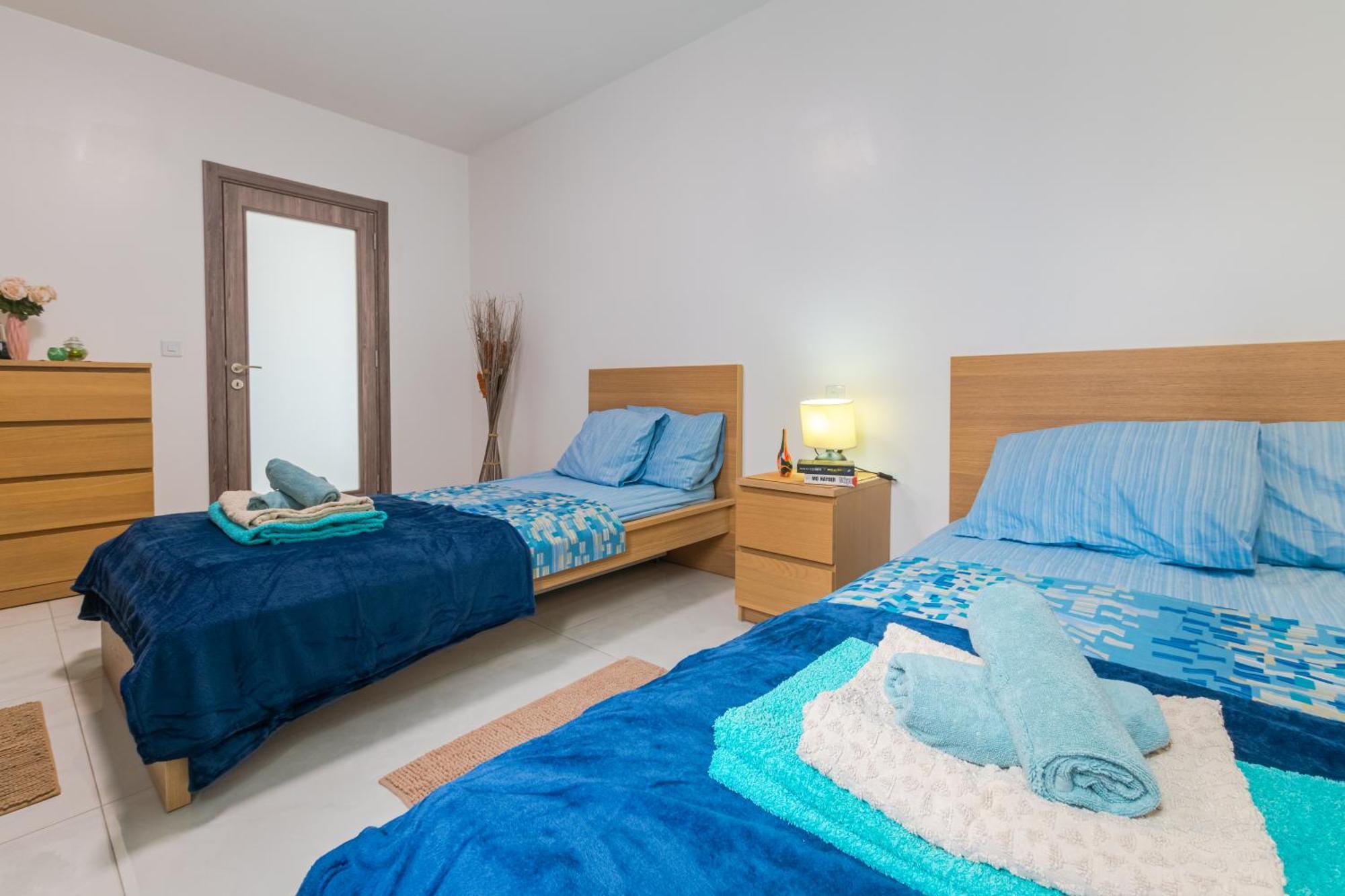 New Spacious Apartment With Amazing View Bugibba Σεντ Πόλς Μπέι Εξωτερικό φωτογραφία