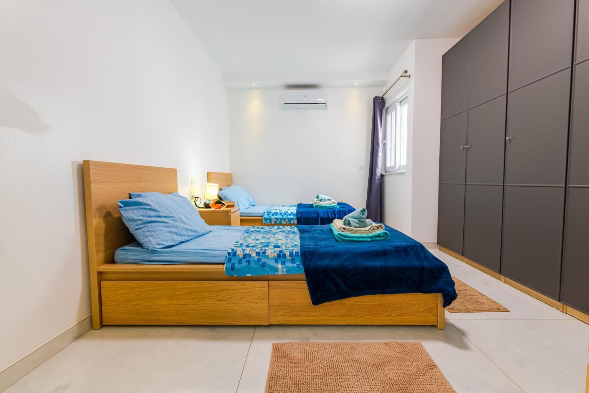 New Spacious Apartment With Amazing View Bugibba Σεντ Πόλς Μπέι Εξωτερικό φωτογραφία