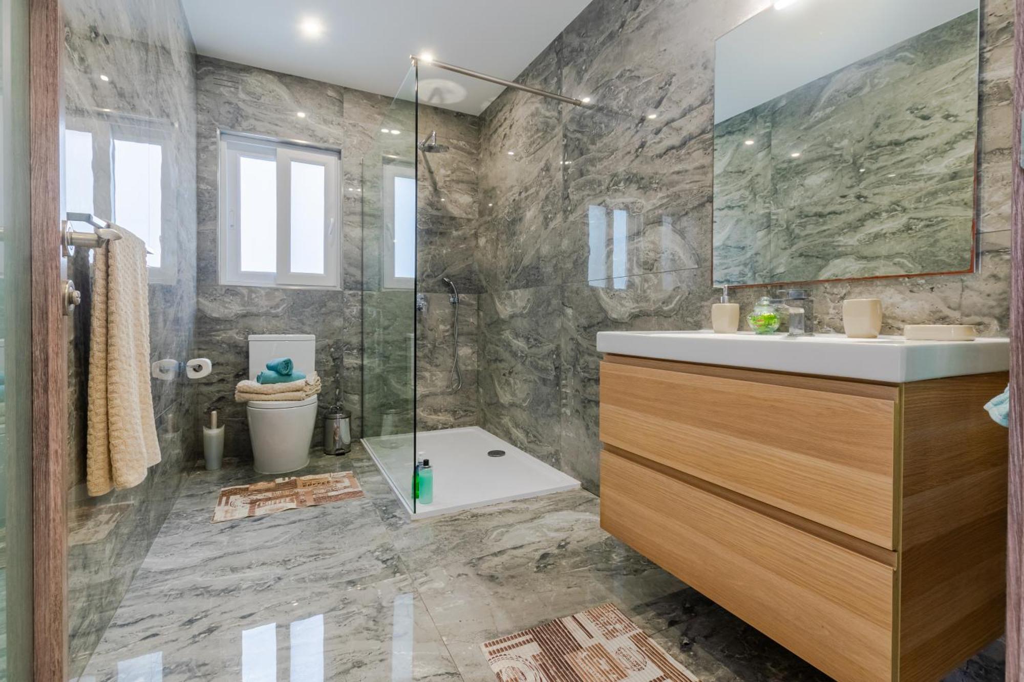 New Spacious Apartment With Amazing View Bugibba Σεντ Πόλς Μπέι Εξωτερικό φωτογραφία